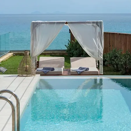 Sabbia D'oro Villa Meson Yerakarion