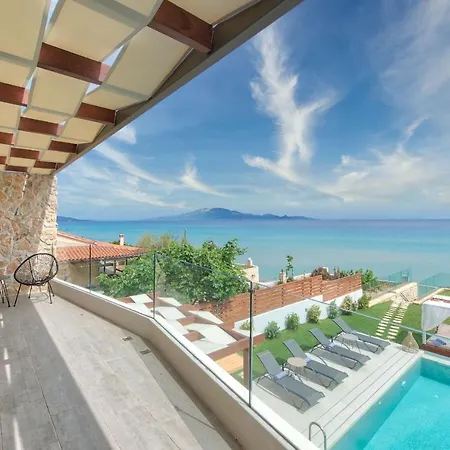 Villa Sabbia D`oro Méson Yerakaríon