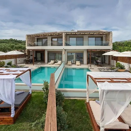 Villa Sabbia D'oro Méson Yerakaríon